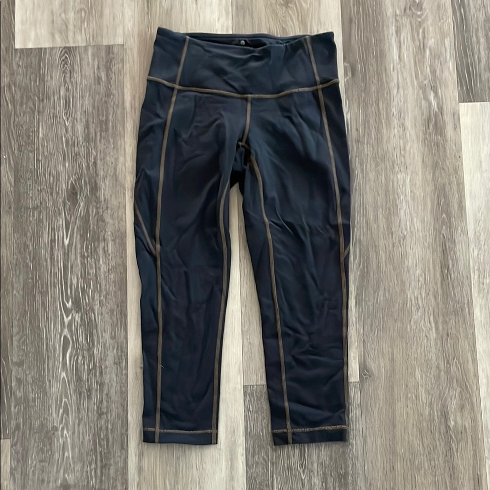 Dark Gray, XS, Athleta Yoga Crop Leggings